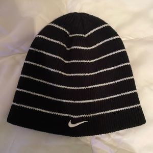 Nike. Beanie. Youth.